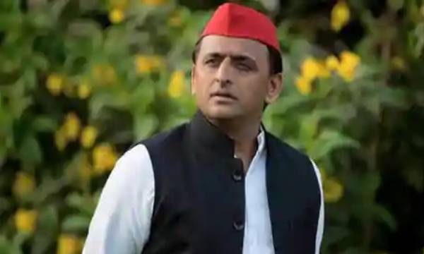 Centre is again making false promises to 133 crore Indians: Akhilesh Yadav 